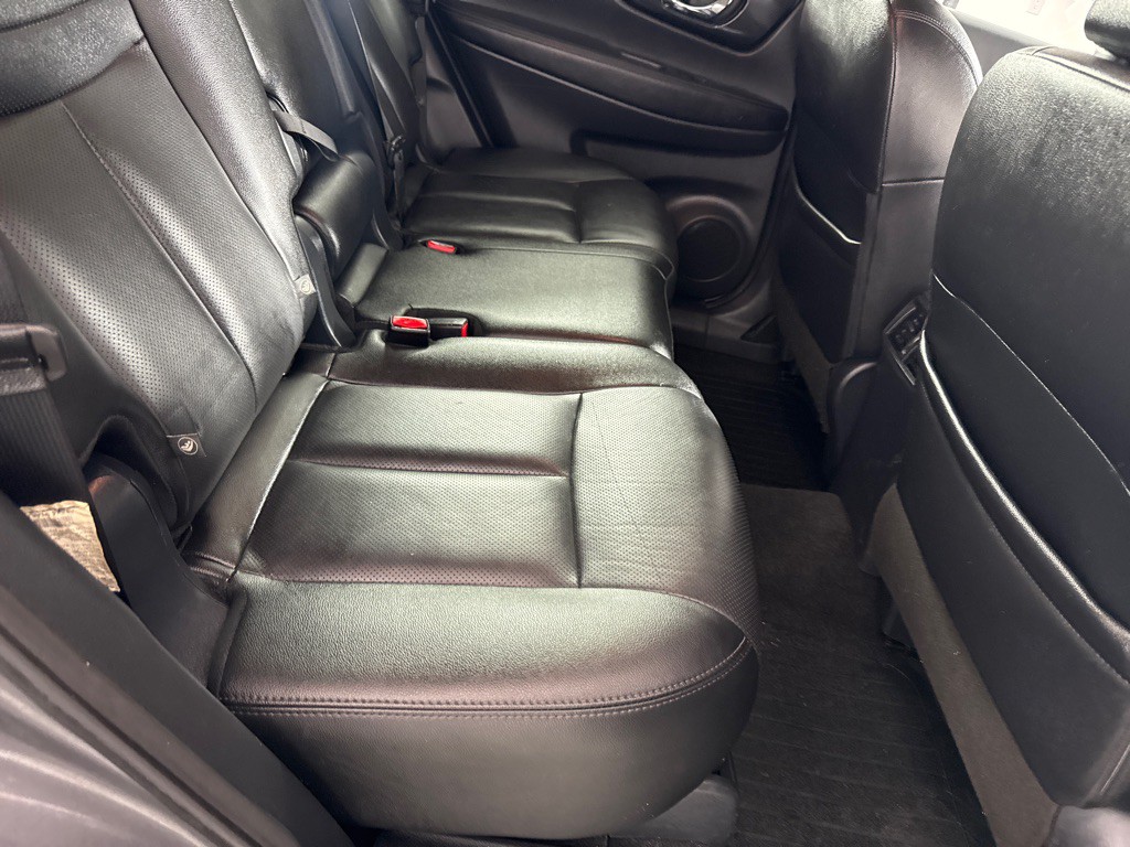 2020 Nissan Rogue Image 24