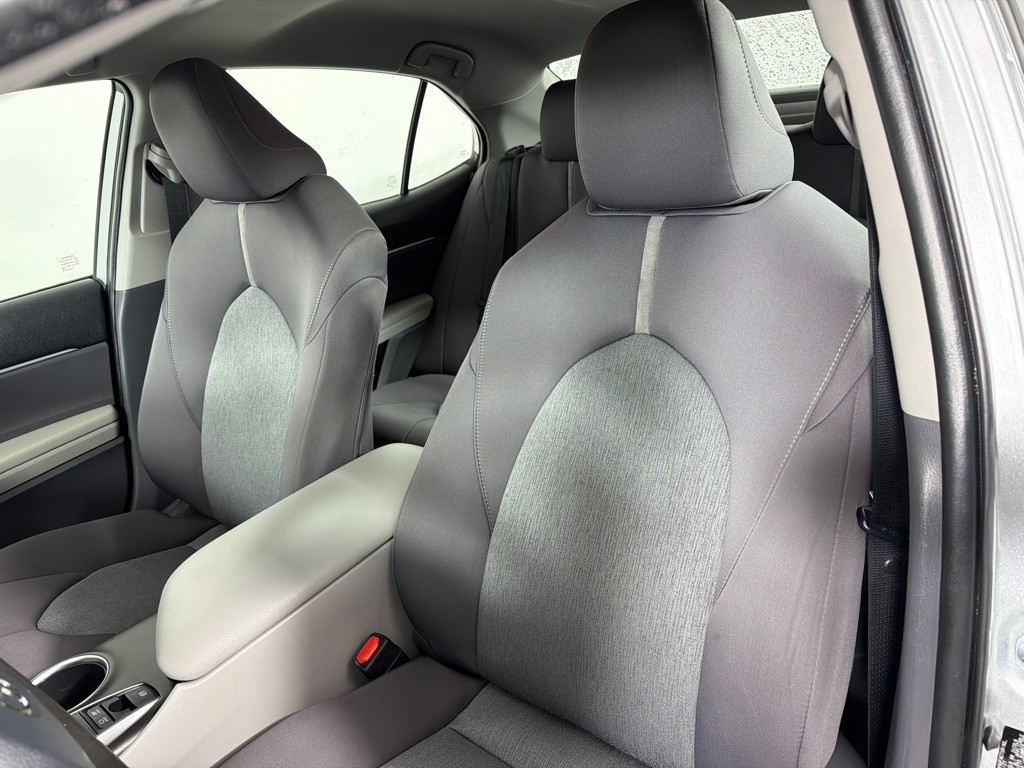 2021 Toyota Camry Image 14