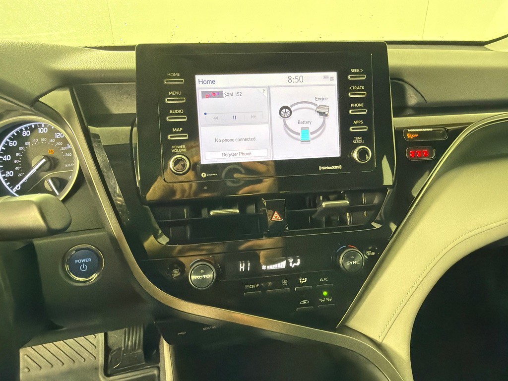 2021 Toyota Camry Image 17