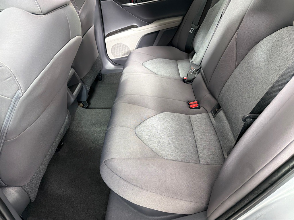 2021 Toyota Camry Image 20