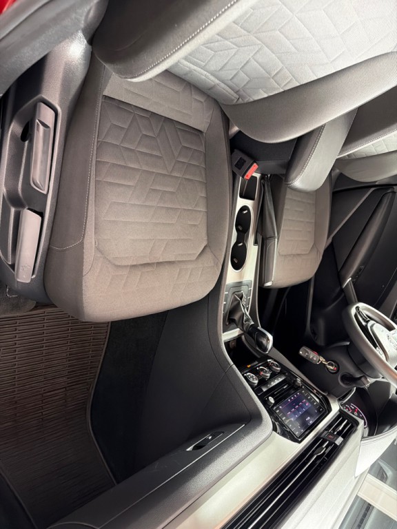 2020 Volkswagen Passat Image 23