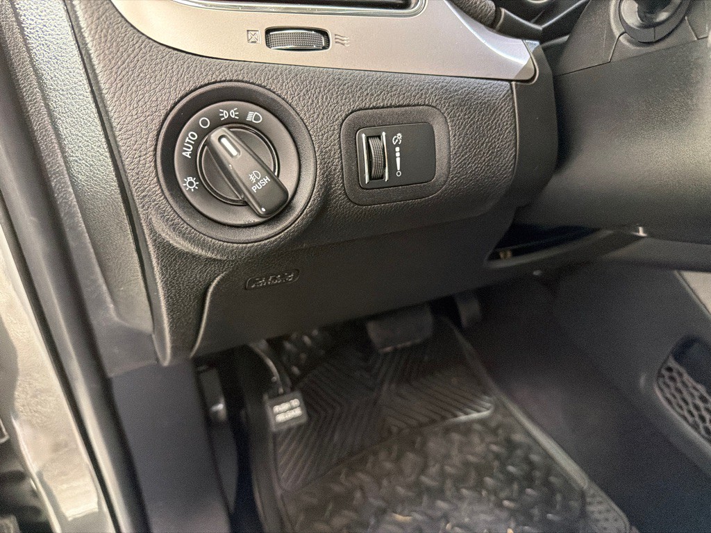 2020 Dodge Journey Image 16