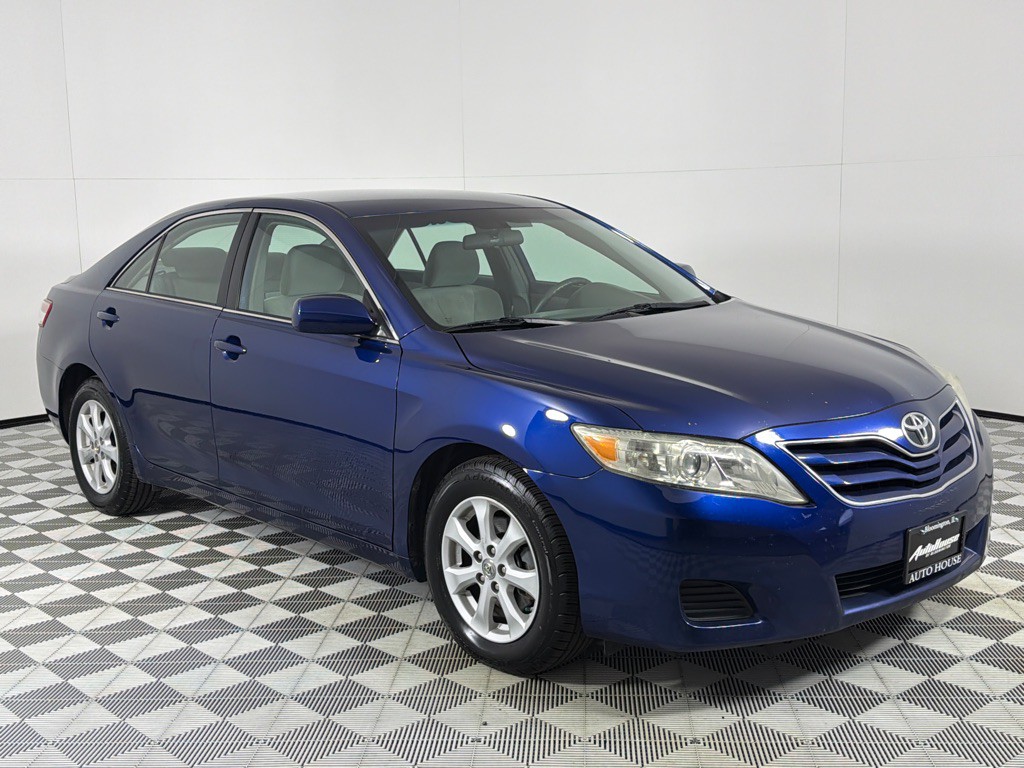 2010 Toyota Camry Image 3
