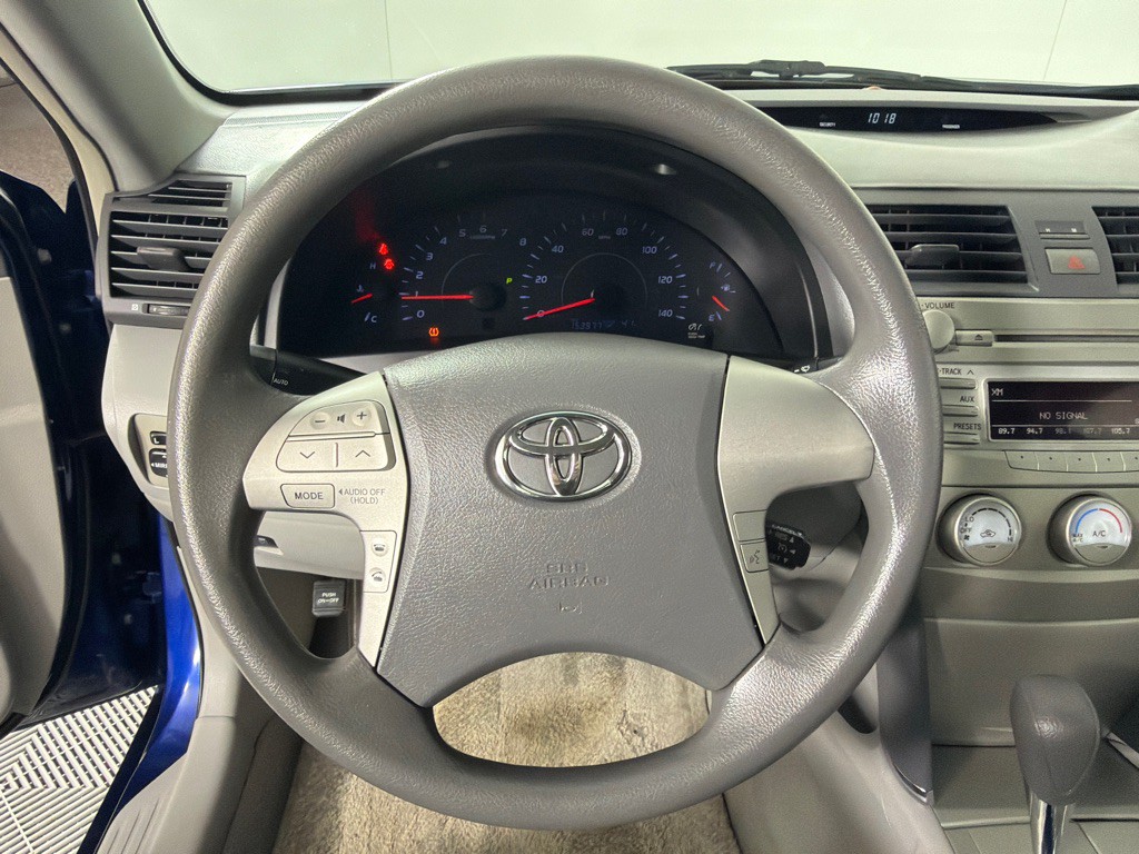 2010 Toyota Camry Image 15