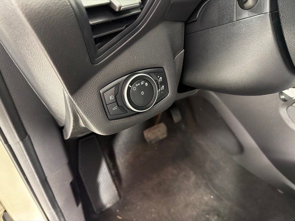 2017 Ford Escape Image 15