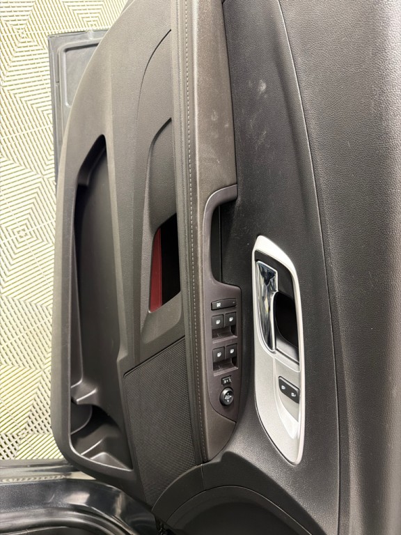 2017 Chevrolet Equinox Image 12