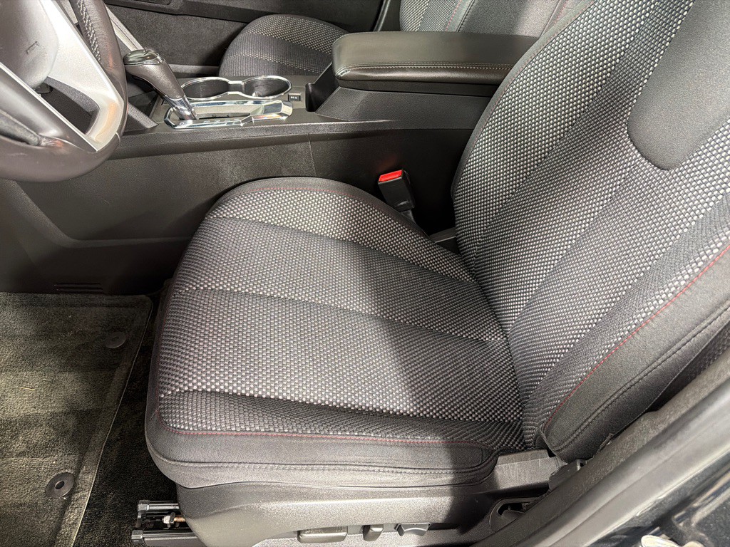 2017 Chevrolet Equinox Image 13