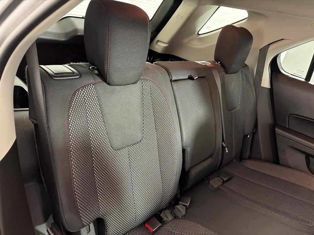 2017 Chevrolet Equinox Image 23