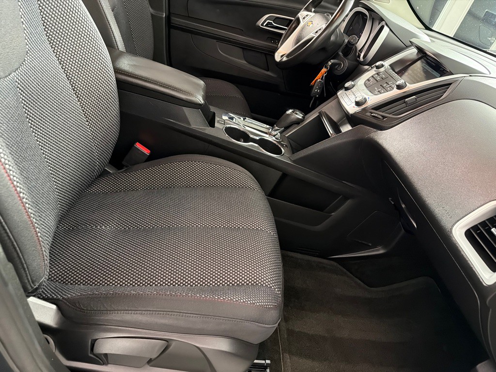 2017 Chevrolet Equinox Image 24