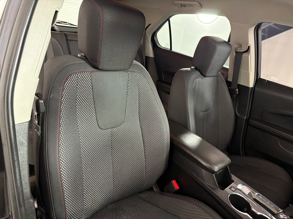 2017 Chevrolet Equinox Image 25