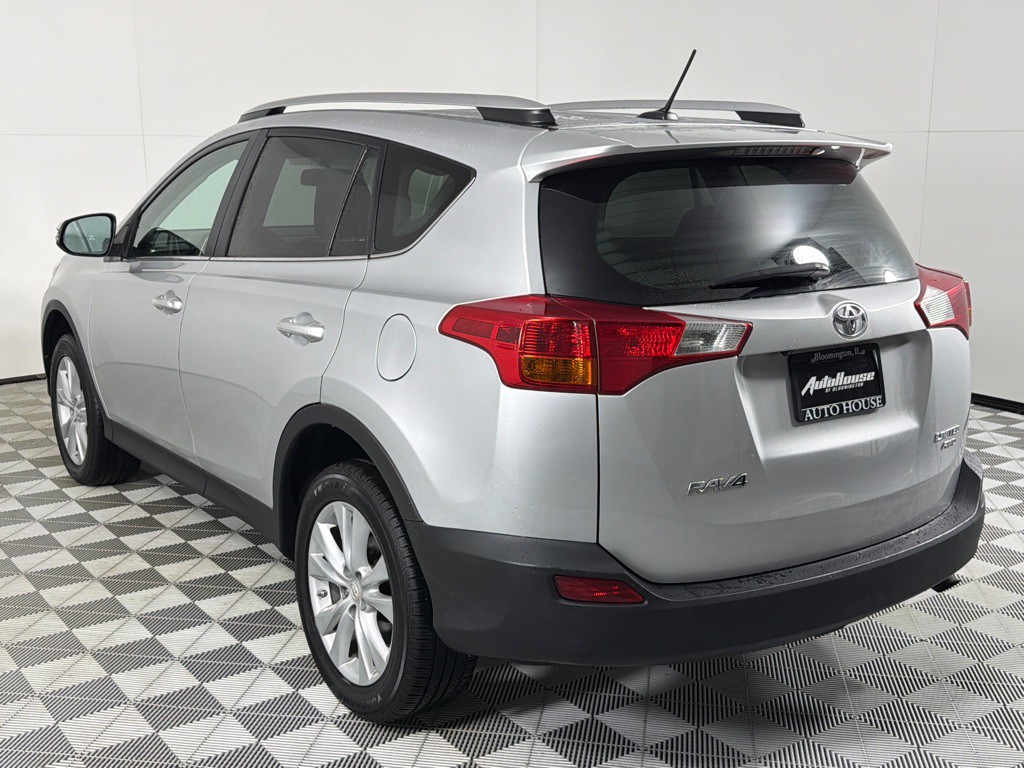 2015 Toyota Rav4 Image 7