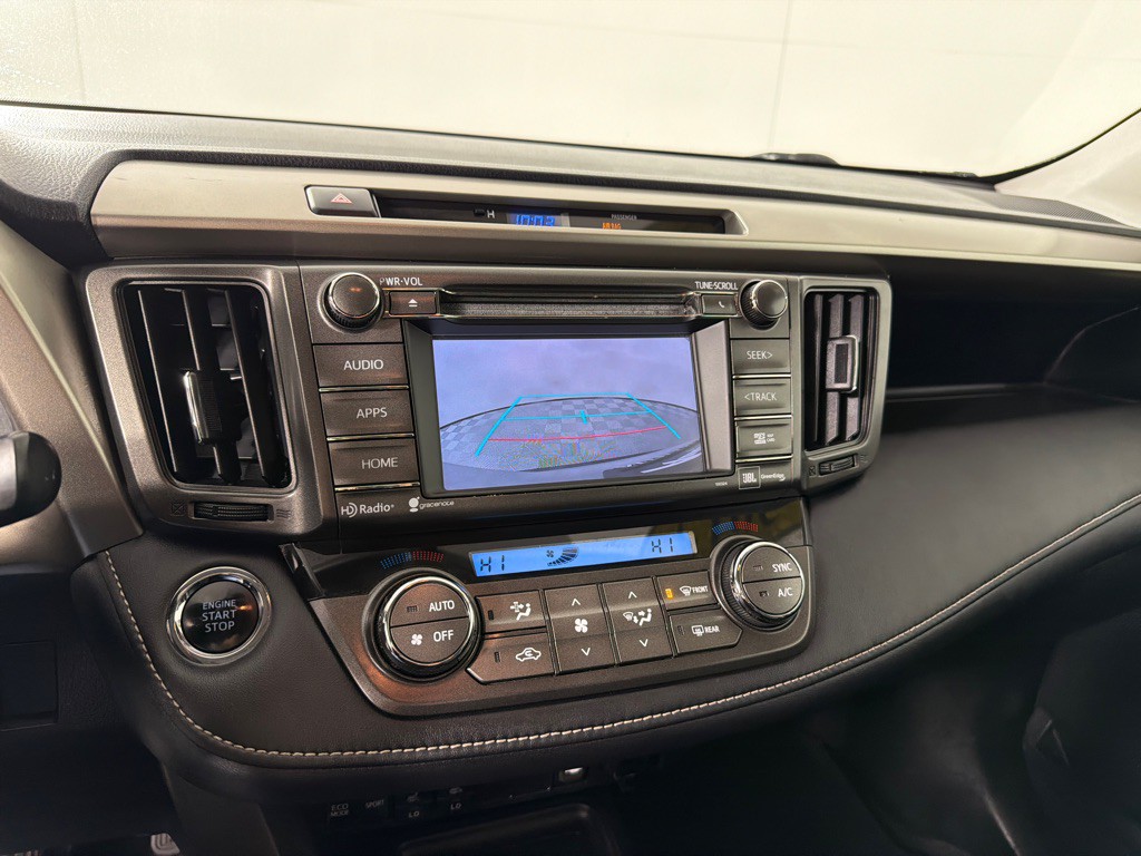 2015 Toyota Rav4 Image 19