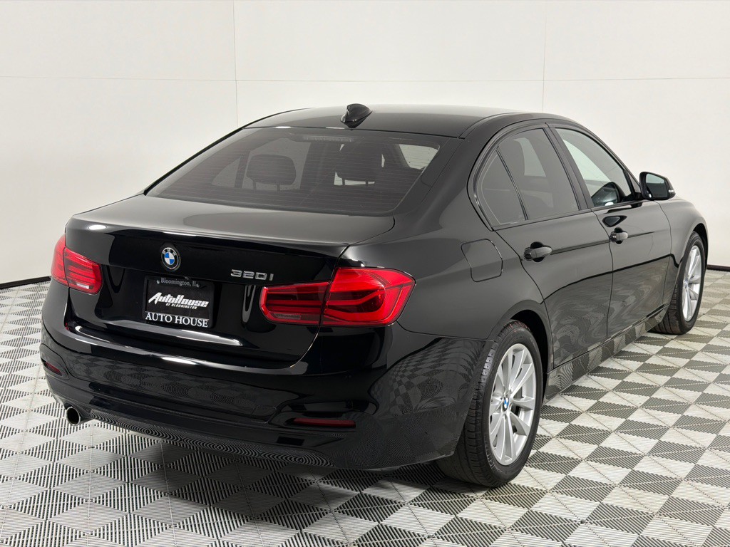 2018 BMW 3 Series Image 5