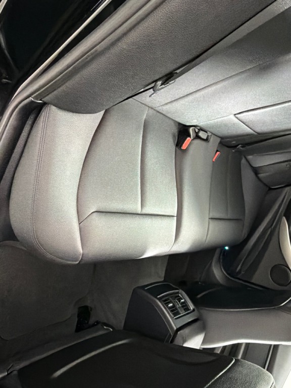 2018 BMW 3 Series Image 22