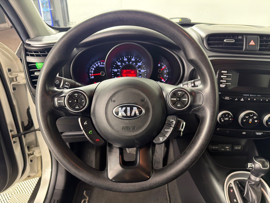 2016 Kia Soul Image 16