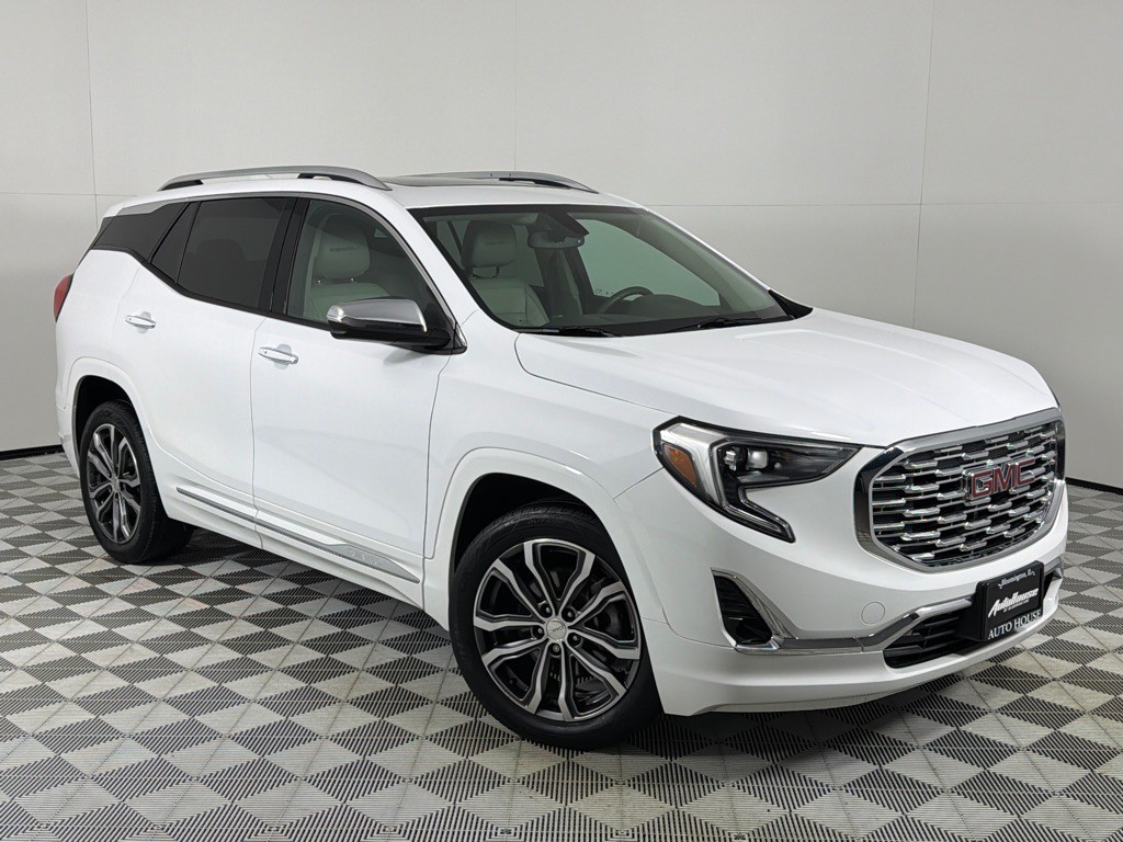 2019 GMC Terrain Image 2