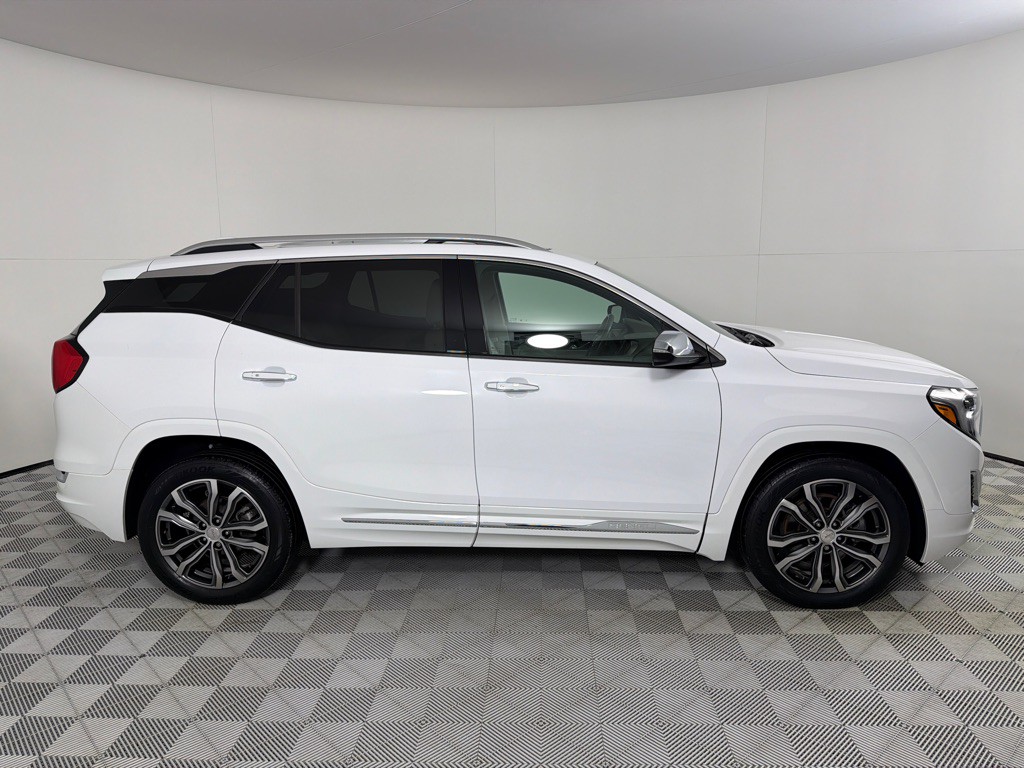 2019 GMC Terrain Image 4