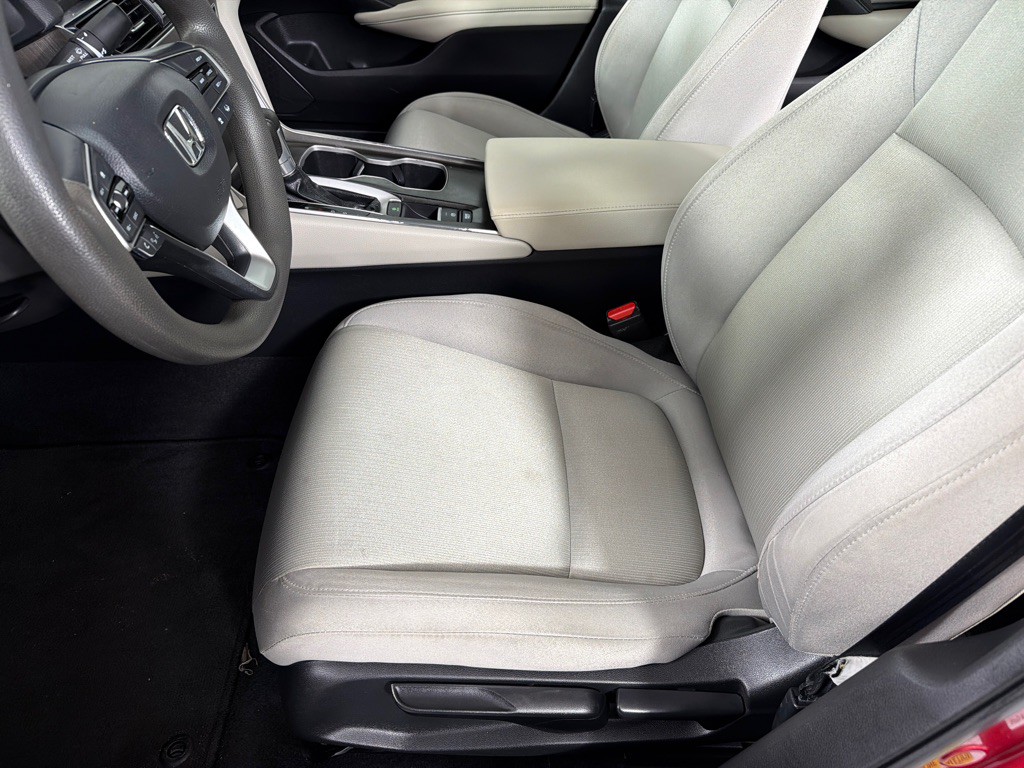 2020 Honda Accord Image 14