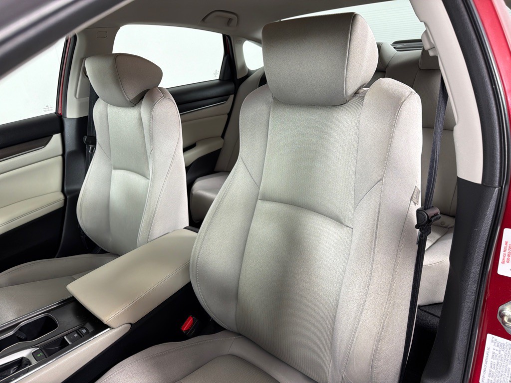 2020 Honda Accord Image 15