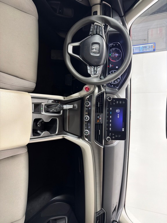 2020 Honda Accord Image 27