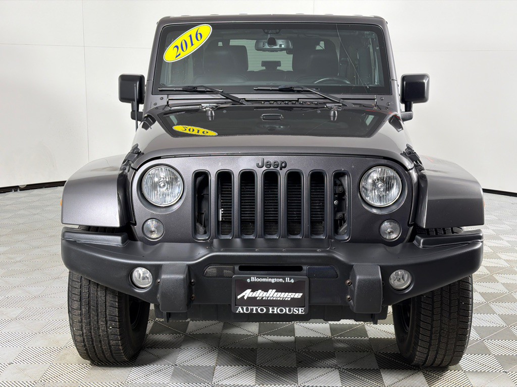 2016 Jeep Wrangler Image 11