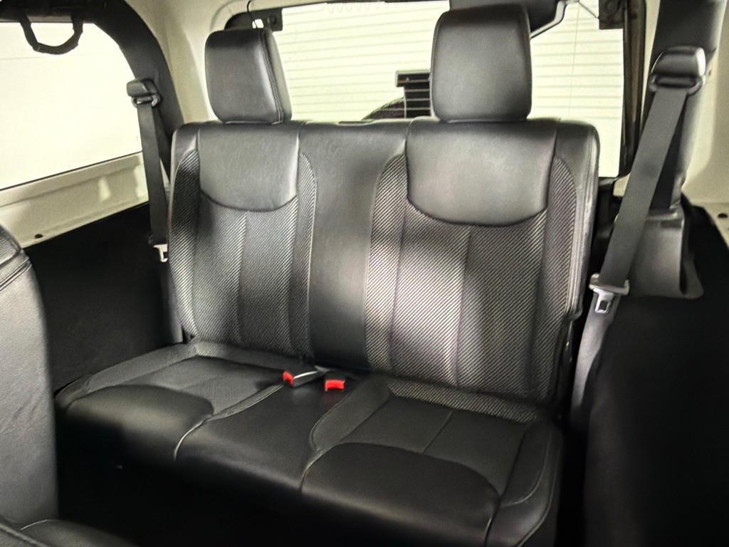 2016 Jeep Wrangler Image 18