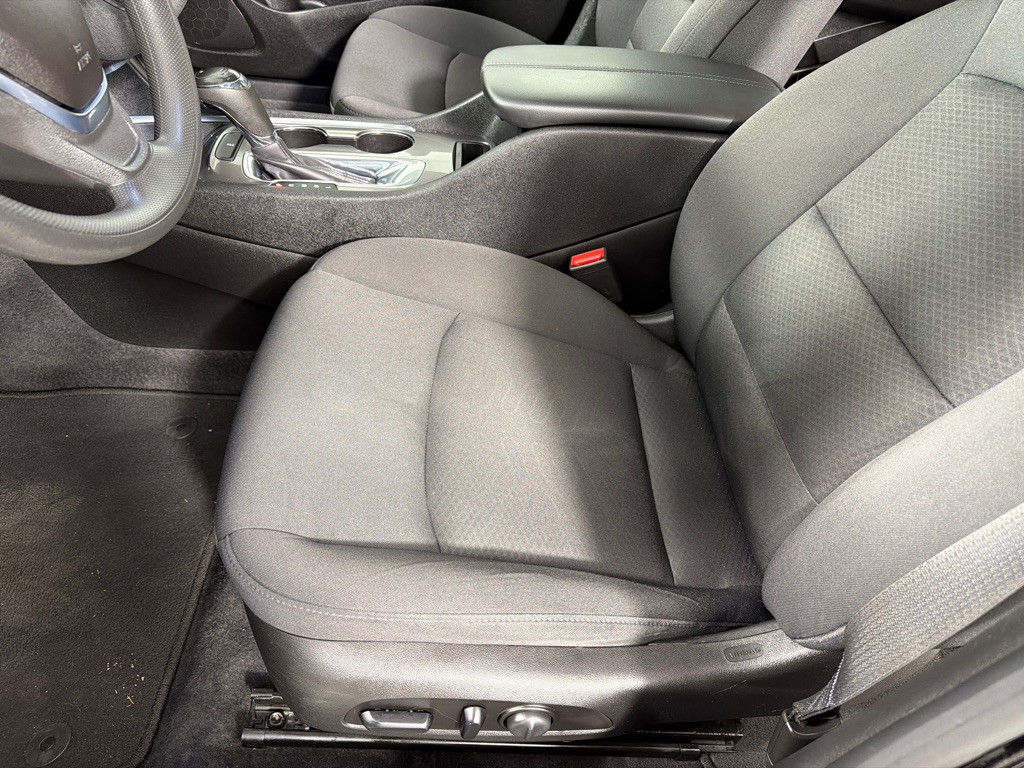 2019 Chevrolet Malibu Image 12