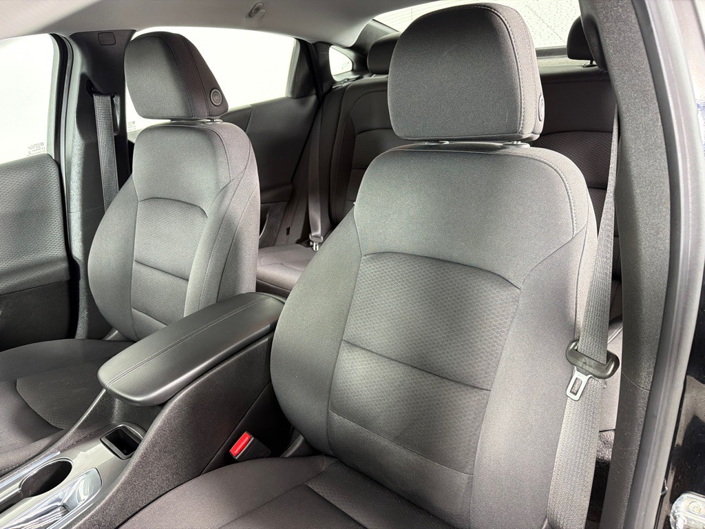 2019 Chevrolet Malibu Image 13