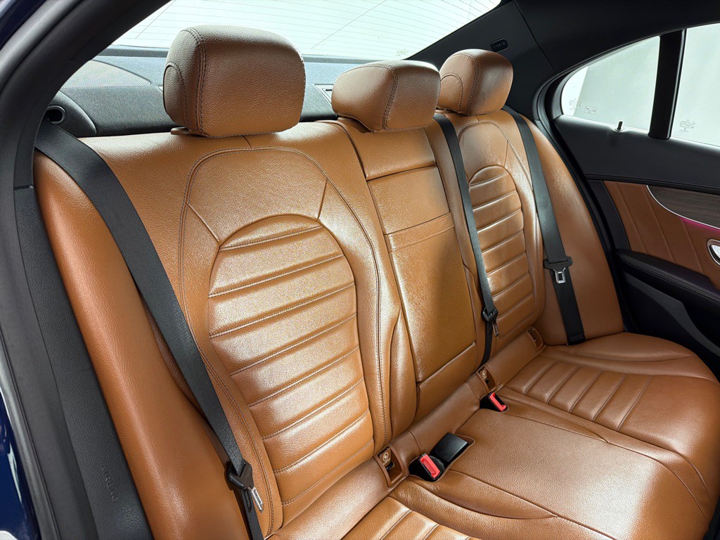 2020 Mercedes-Benz C-Class Image 24