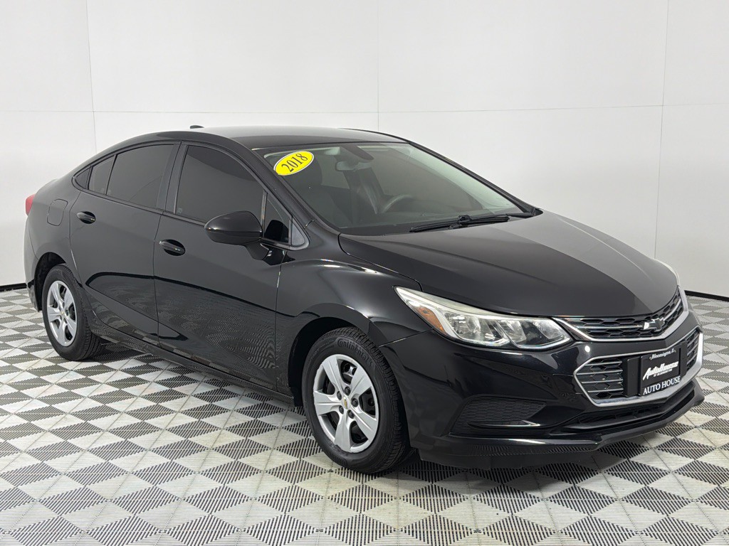 2018 Chevrolet Cruze Image 3