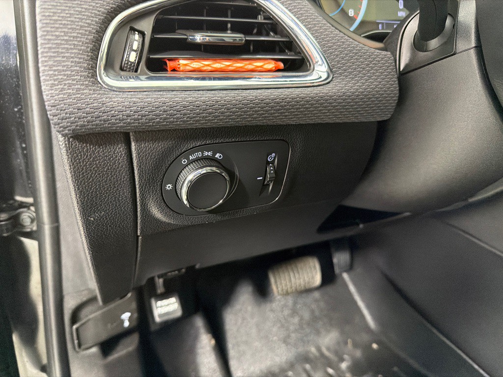 2018 Chevrolet Cruze Image 15