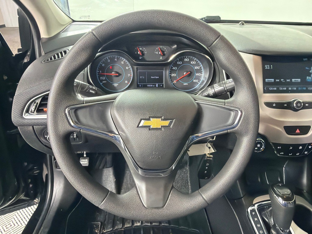 2018 Chevrolet Cruze Image 16