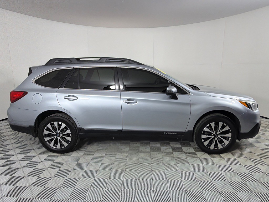 2017 Subaru Outback Image 4