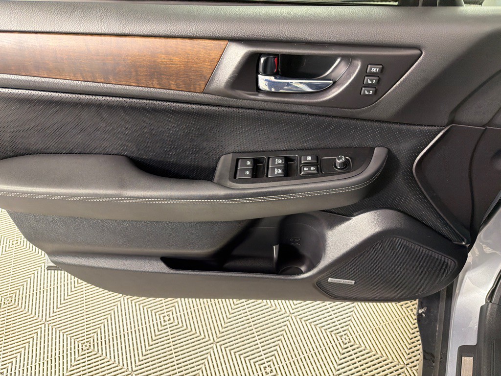 2017 Subaru Outback Image 11