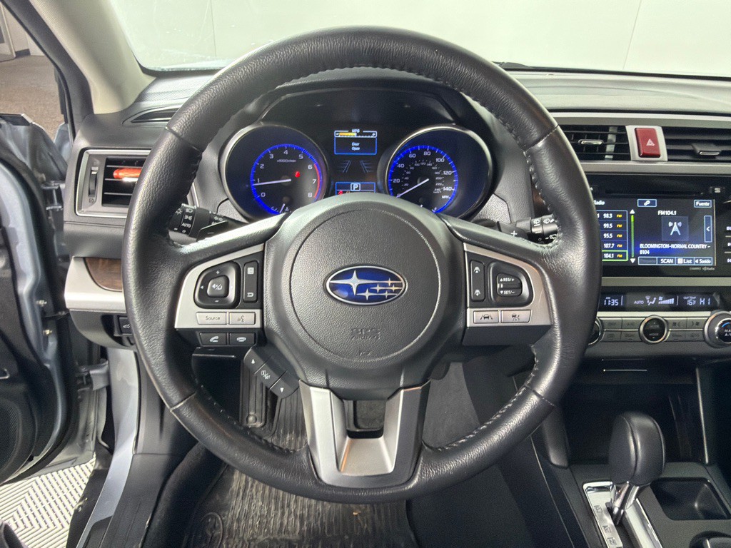 2017 Subaru Outback Image 16