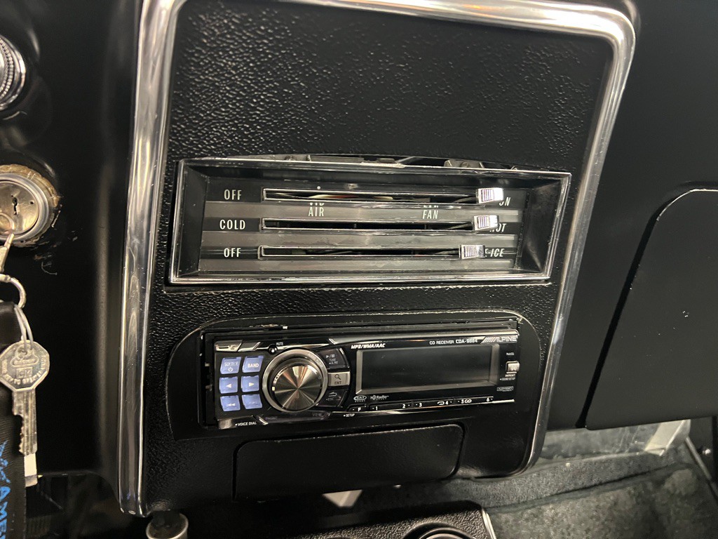 1967 Chevrolet Camaro Image 24