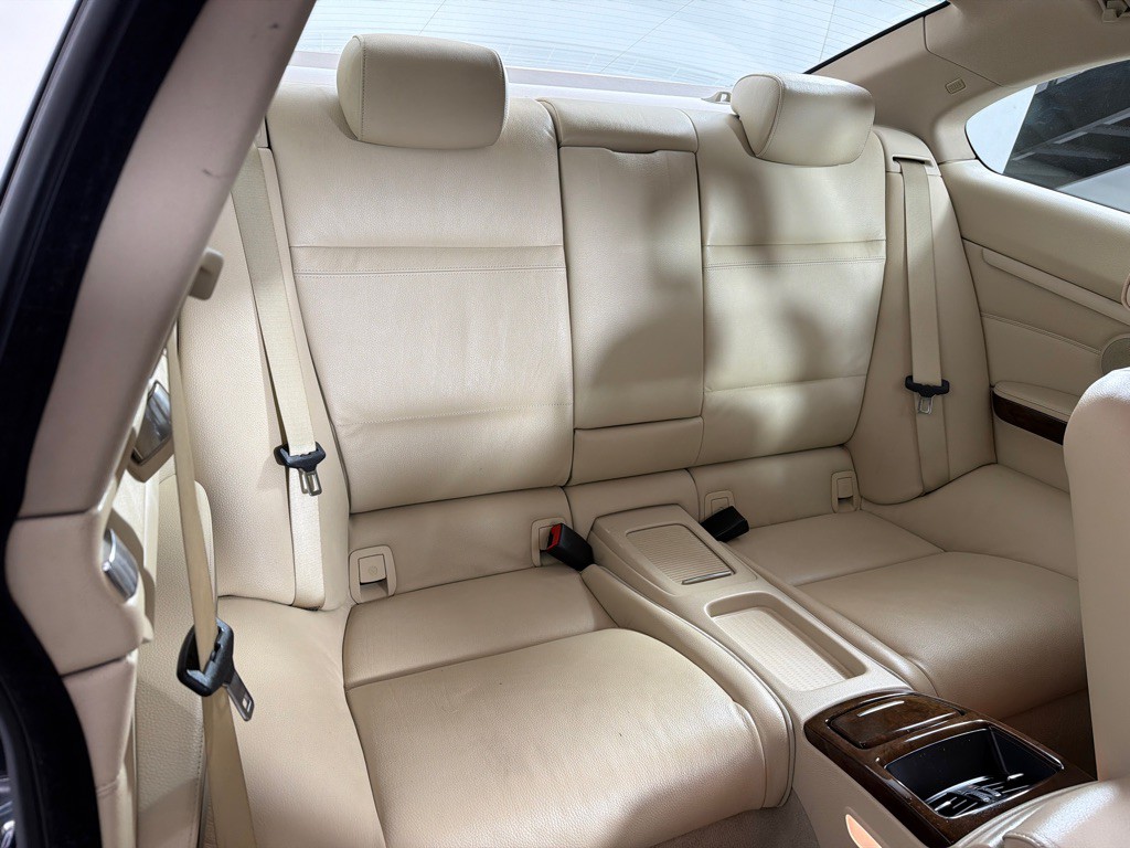 2009 BMW 3 Series Image 18