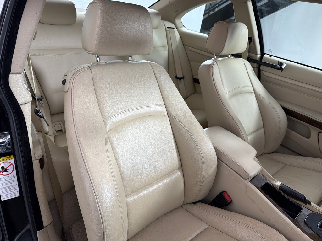 2009 BMW 3 Series Image 20