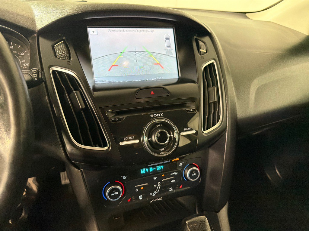 2018 Ford Focus Image 15