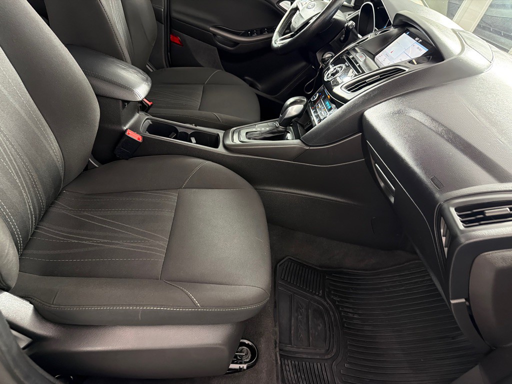 2018 Ford Focus Image 22