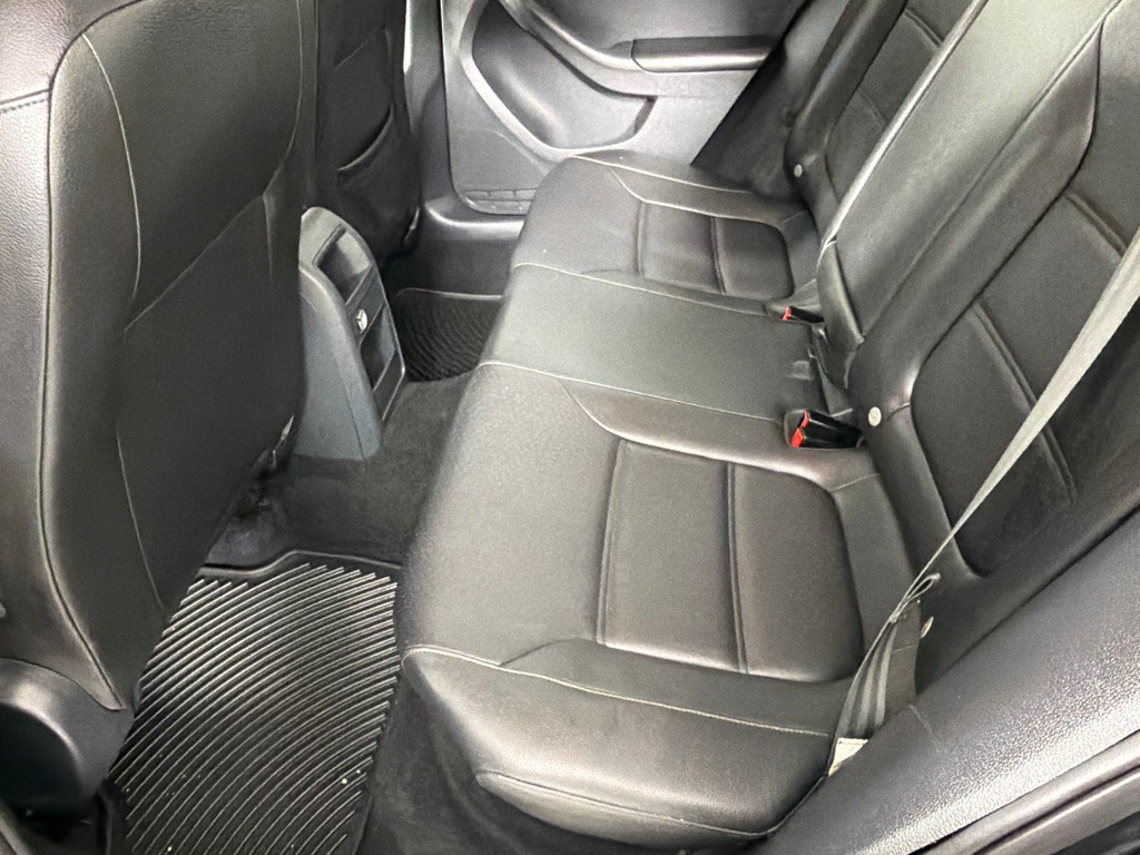 2015 Volkswagen Jetta Image 18