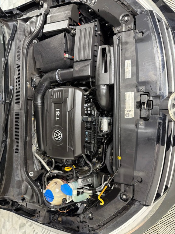 2015 Volkswagen Jetta Image 24