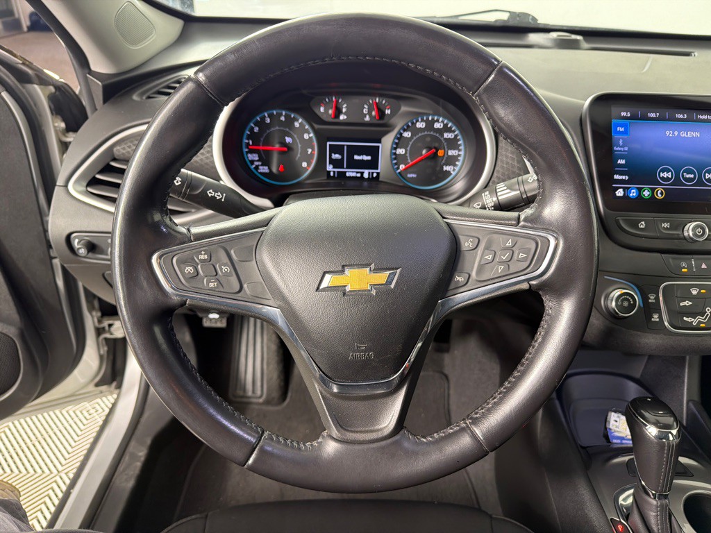 2020 Chevrolet Malibu Image 16