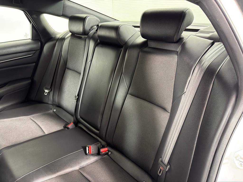 2022 Honda Accord Image 20