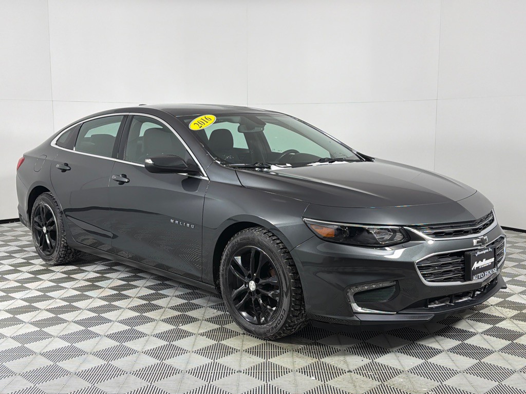 2016 Chevrolet Malibu Image 3