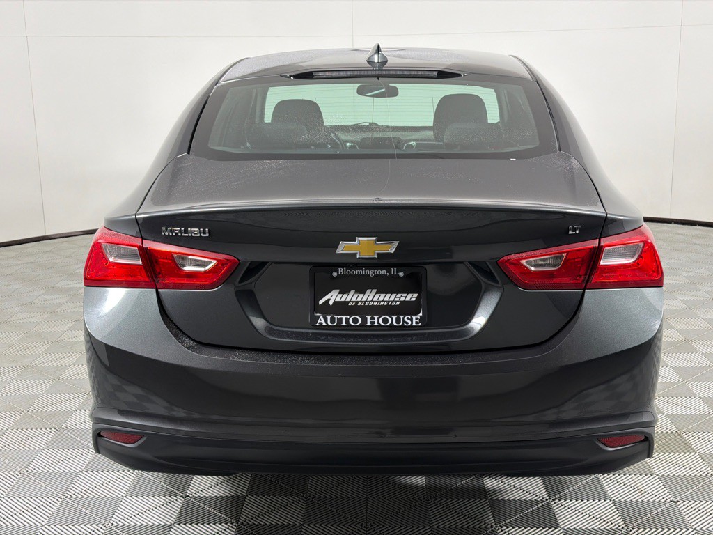 2016 Chevrolet Malibu Image 6