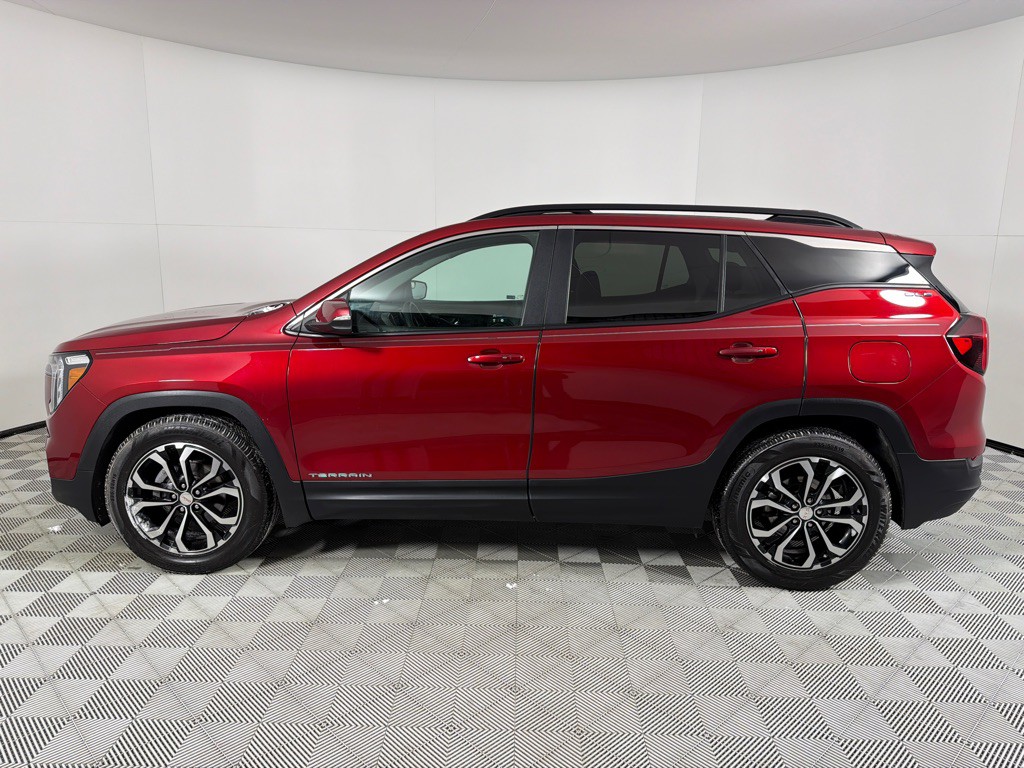 2022 GMC Terrain Image 8