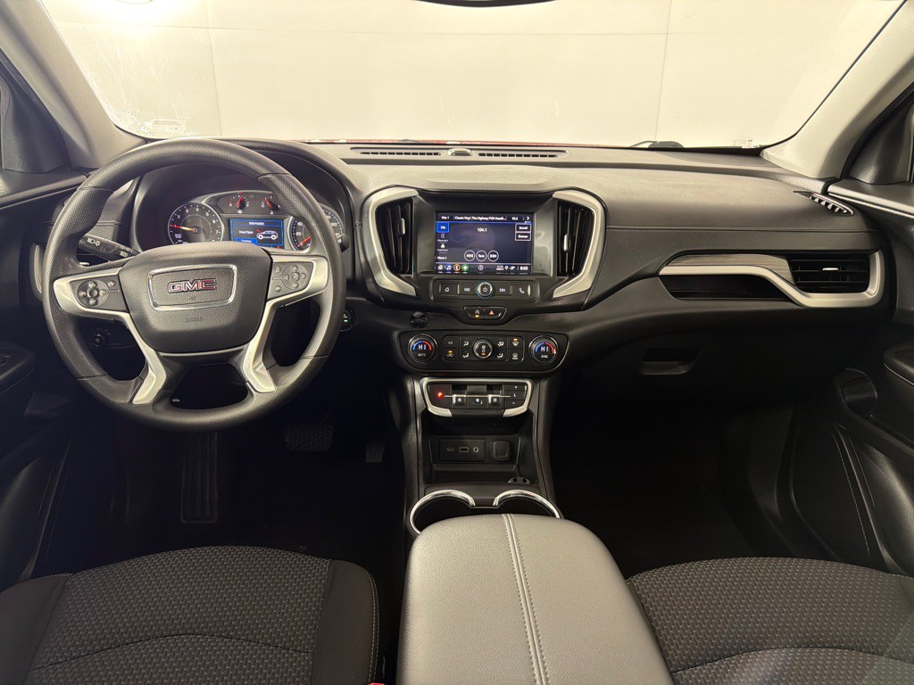 2022 GMC Terrain Image 26