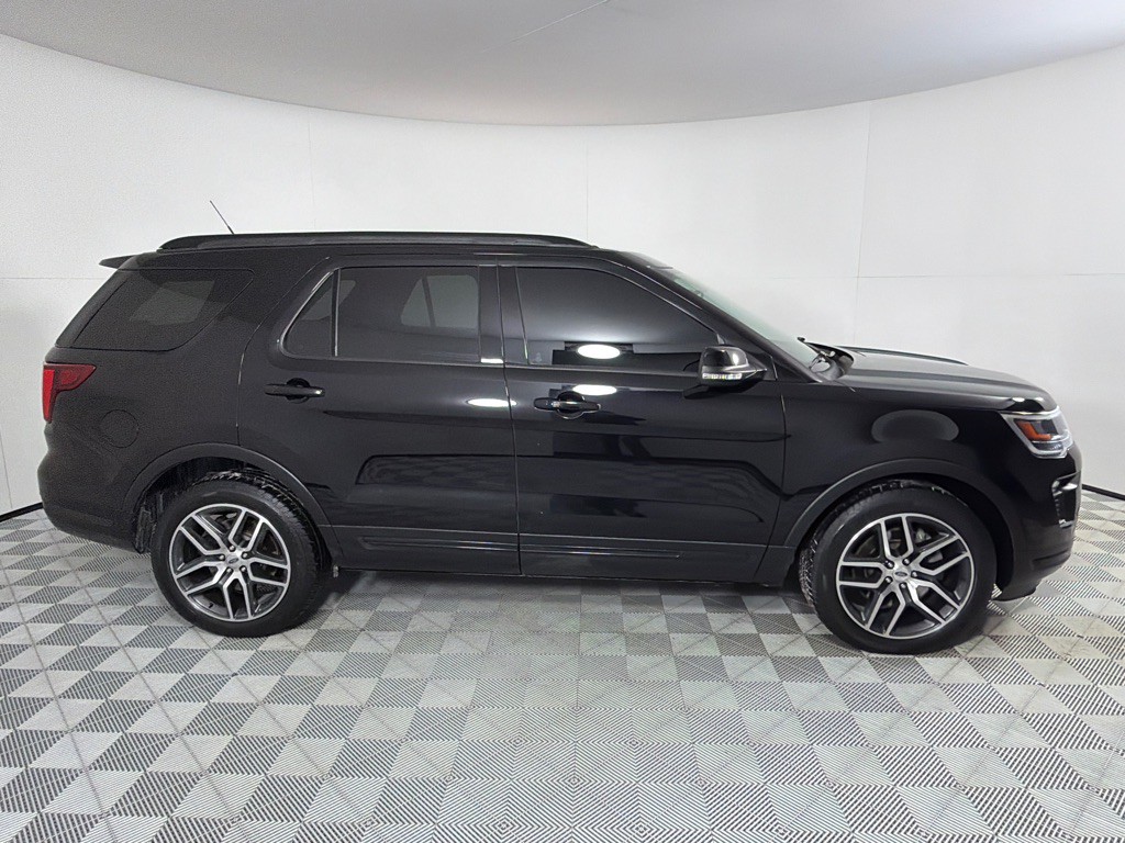 2018 Ford Explorer Image 4