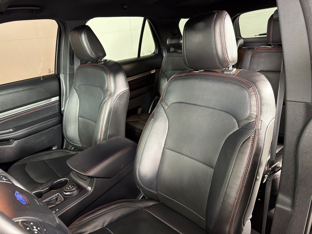 2018 Ford Explorer Image 13
